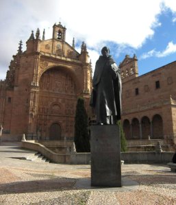 La Universidad de Salamanca fue, junto con la de Alcalá de Henares, 